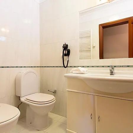 Casa Do Chafariz W/ Swimming Pool Near By Homing וילה קרקבלוס